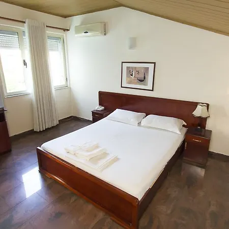 57 Casa de hóspedes