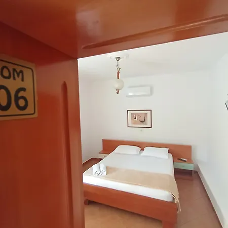 57 Casa de hóspedes 2*