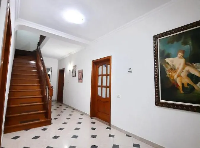 Pensión 57 Tirana