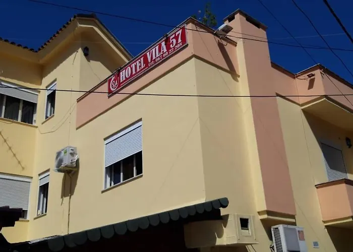 57 Pensión Tirana